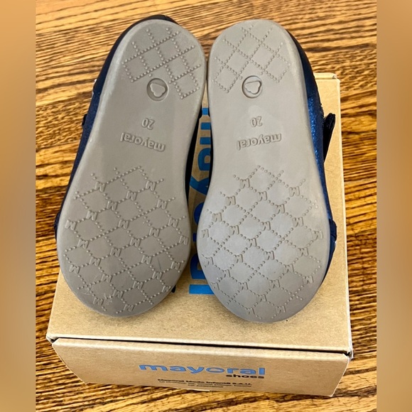 Mayoral maryjane birdy shoes in navy size 4 toddler - Picture 5 of 5